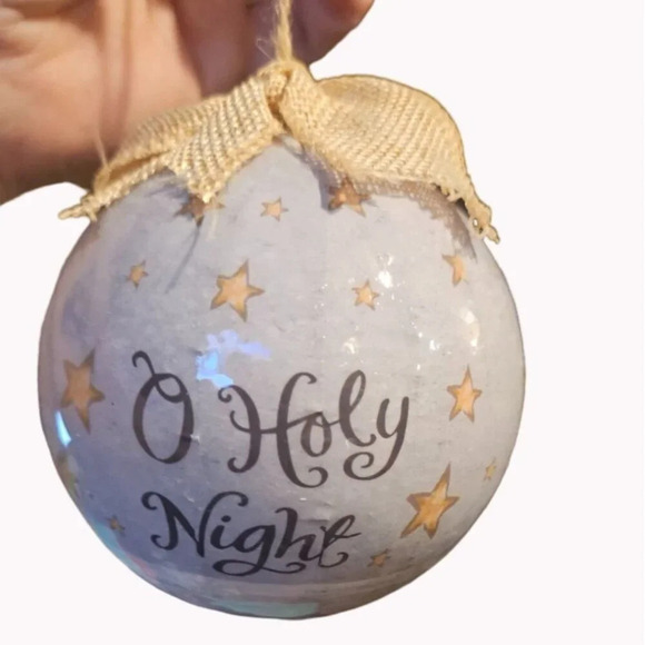 Pair of Burton + Burton Ball Ornaments Tina Wenke Nativity Oh Holy Night In Box - Picture 7 of 13